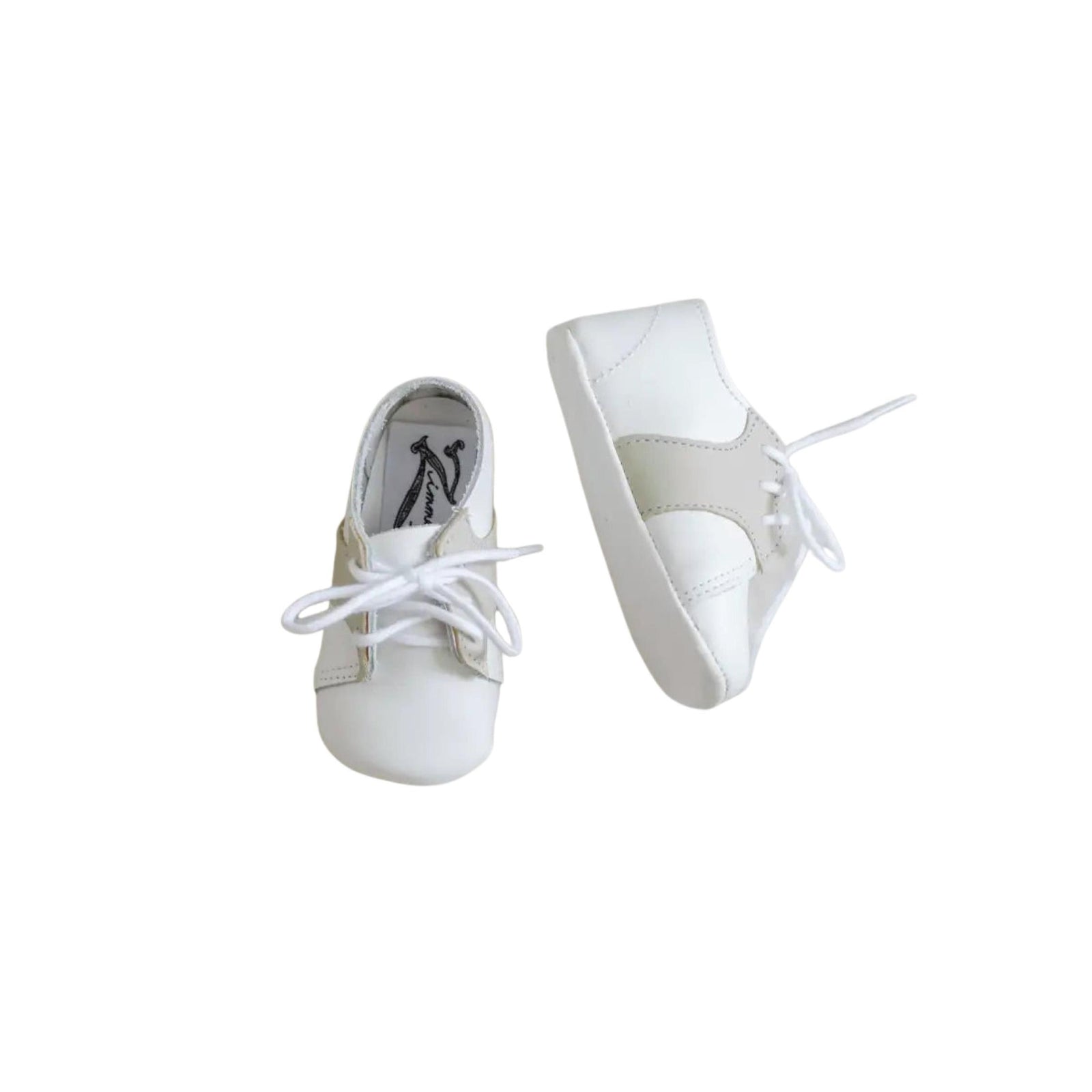 William Crib Shoe In White/Ecru