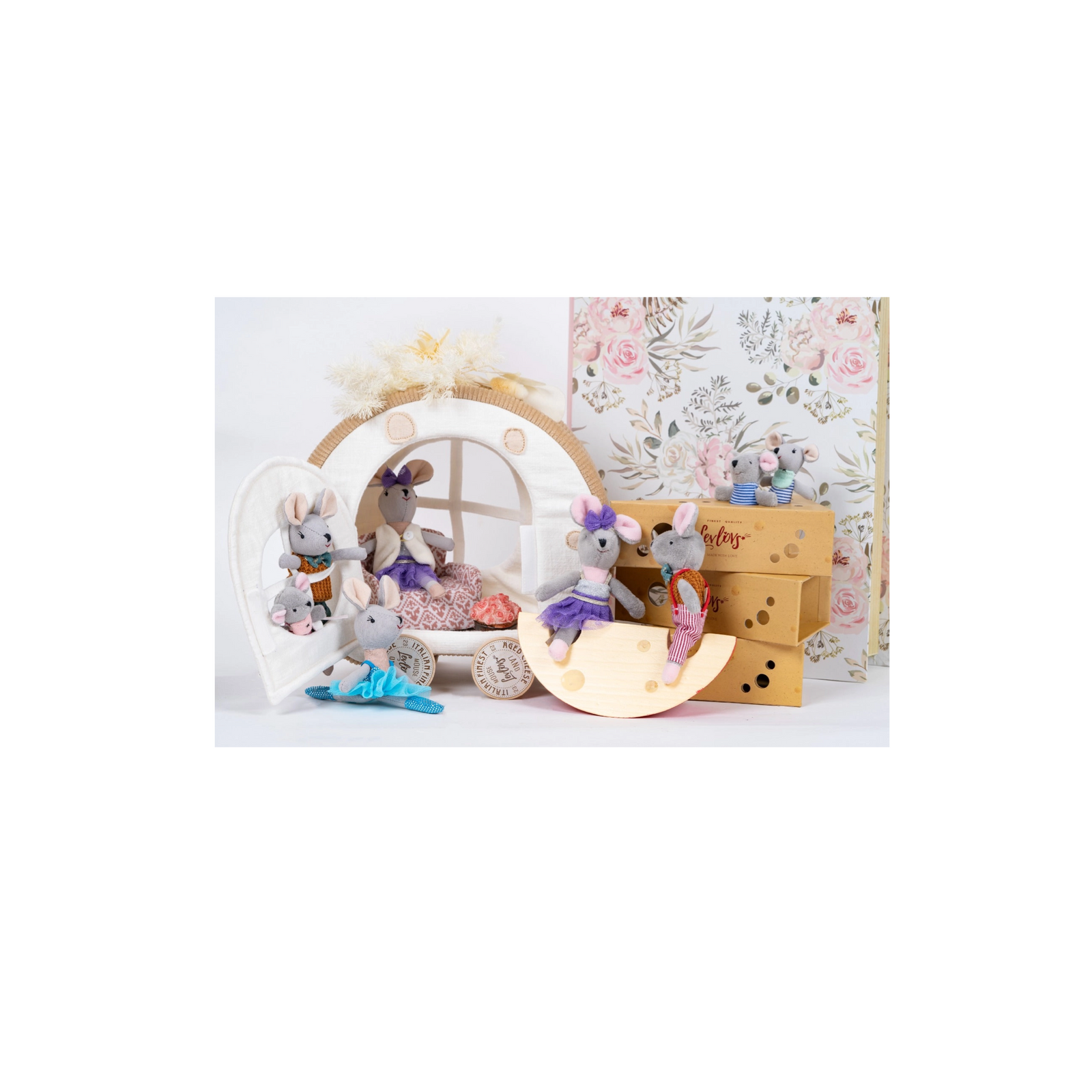 LevLovs Cheesy Express With Magnetic Door