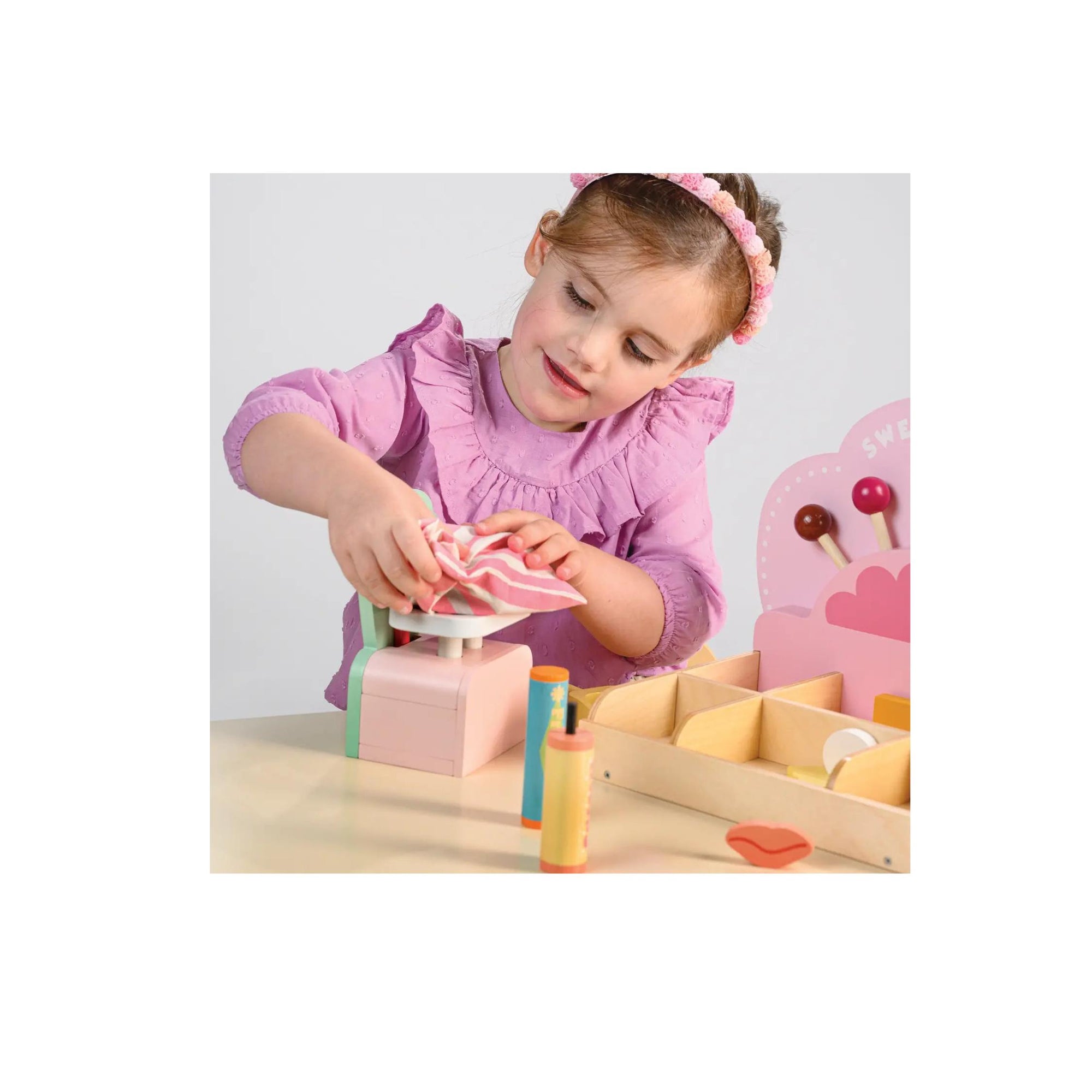 Wooden Sweetie Pic ‘n’ mix Shop Play Set