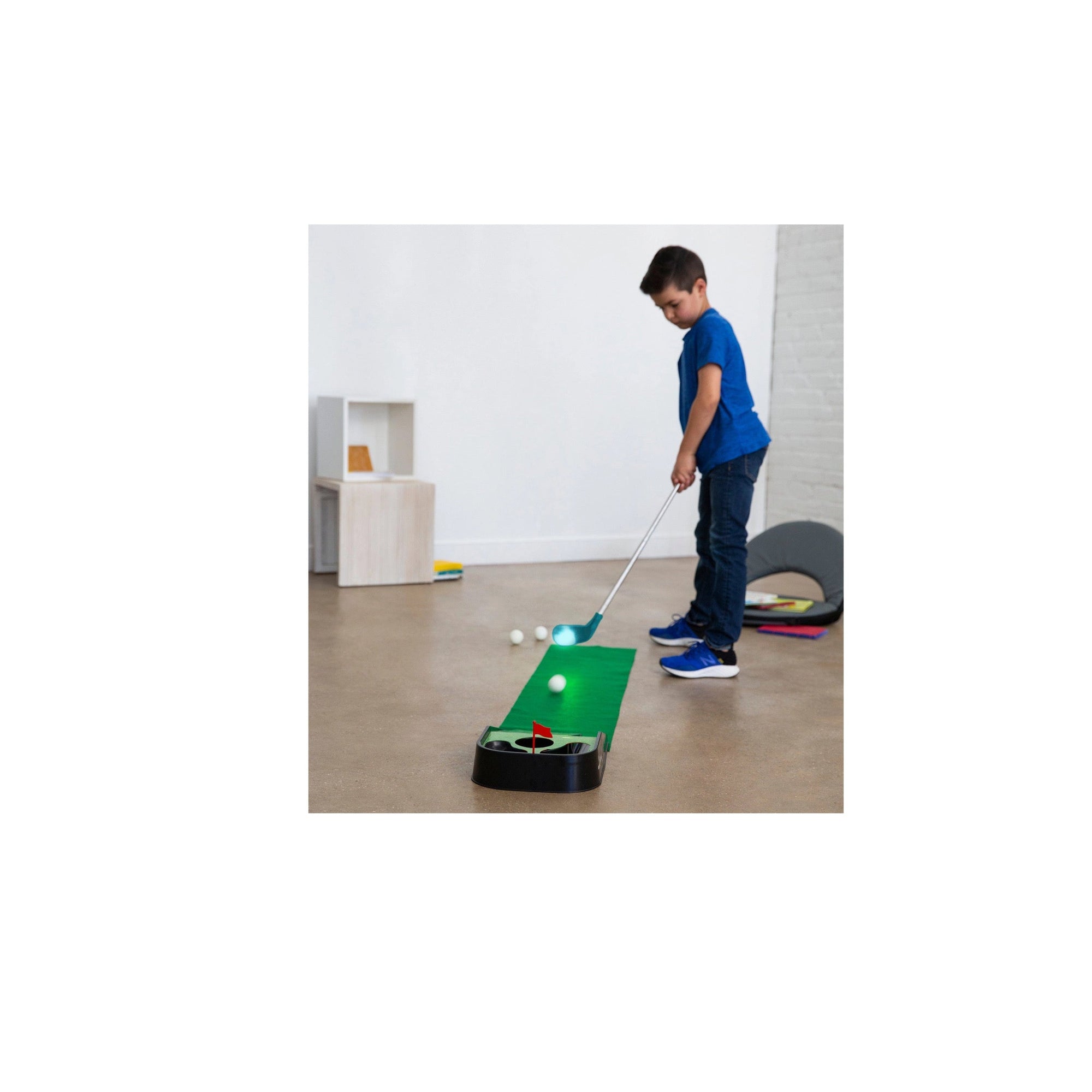 Light-Up Golf Putting Game