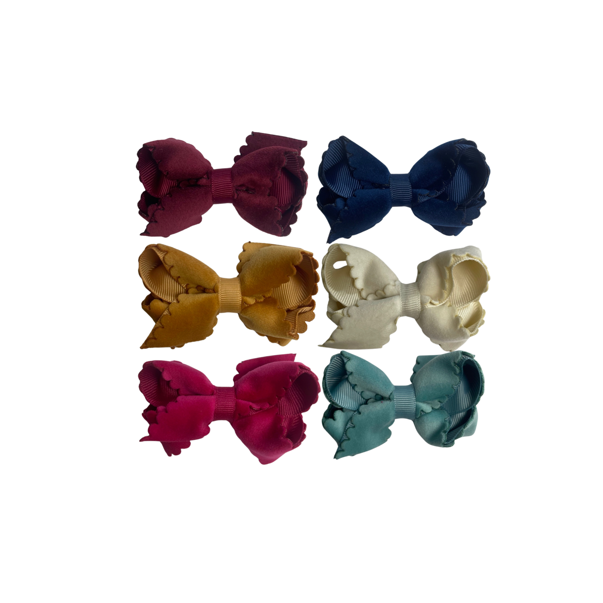 Medium Scallop Velvet Bow