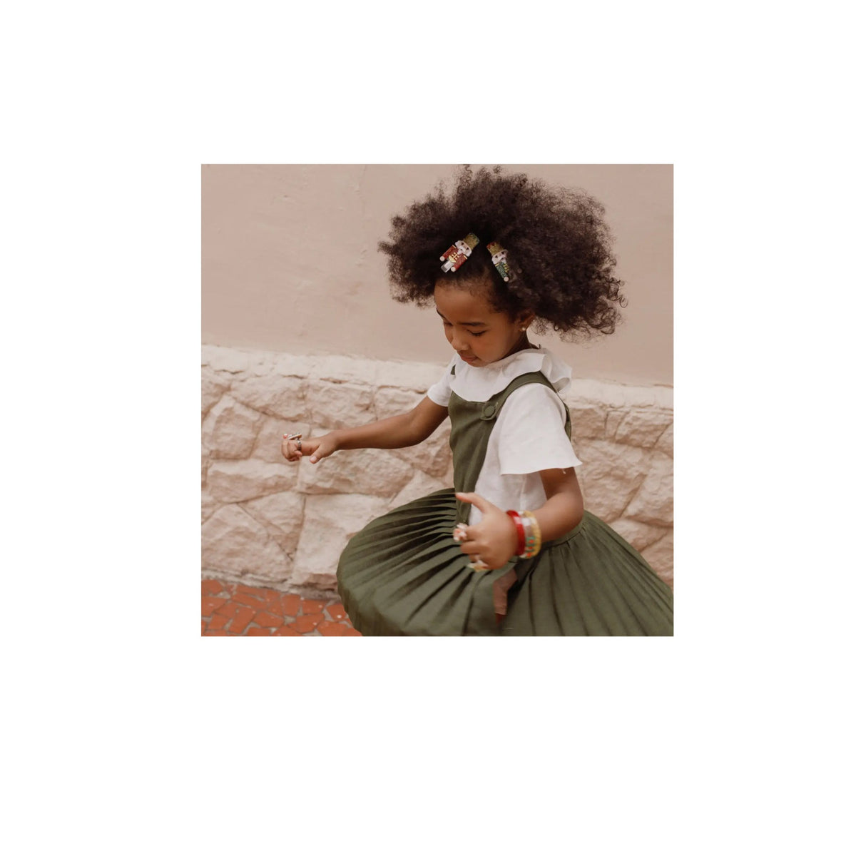 Nutcracker Glitter Aligator Hair Clips