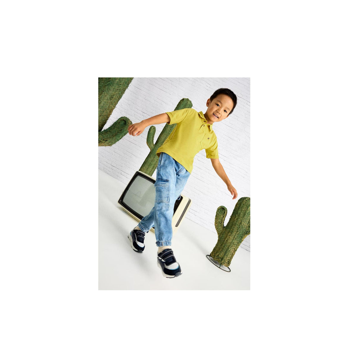 Unisex Wide Leg Cargo Denim Pants