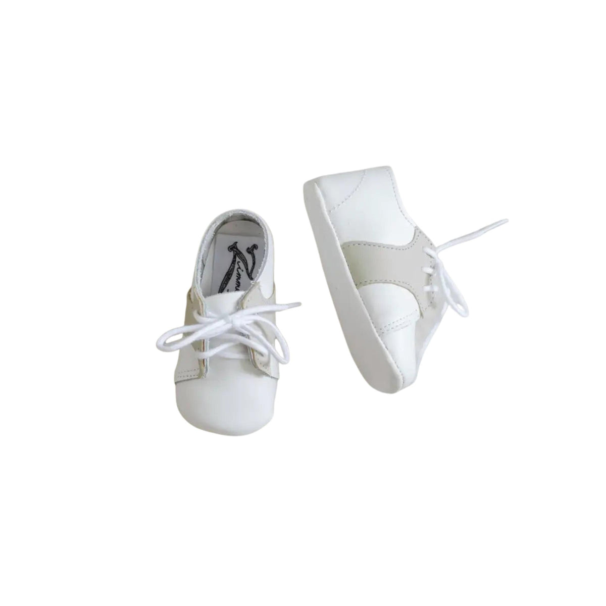 William Crib Shoe In White/Ecru