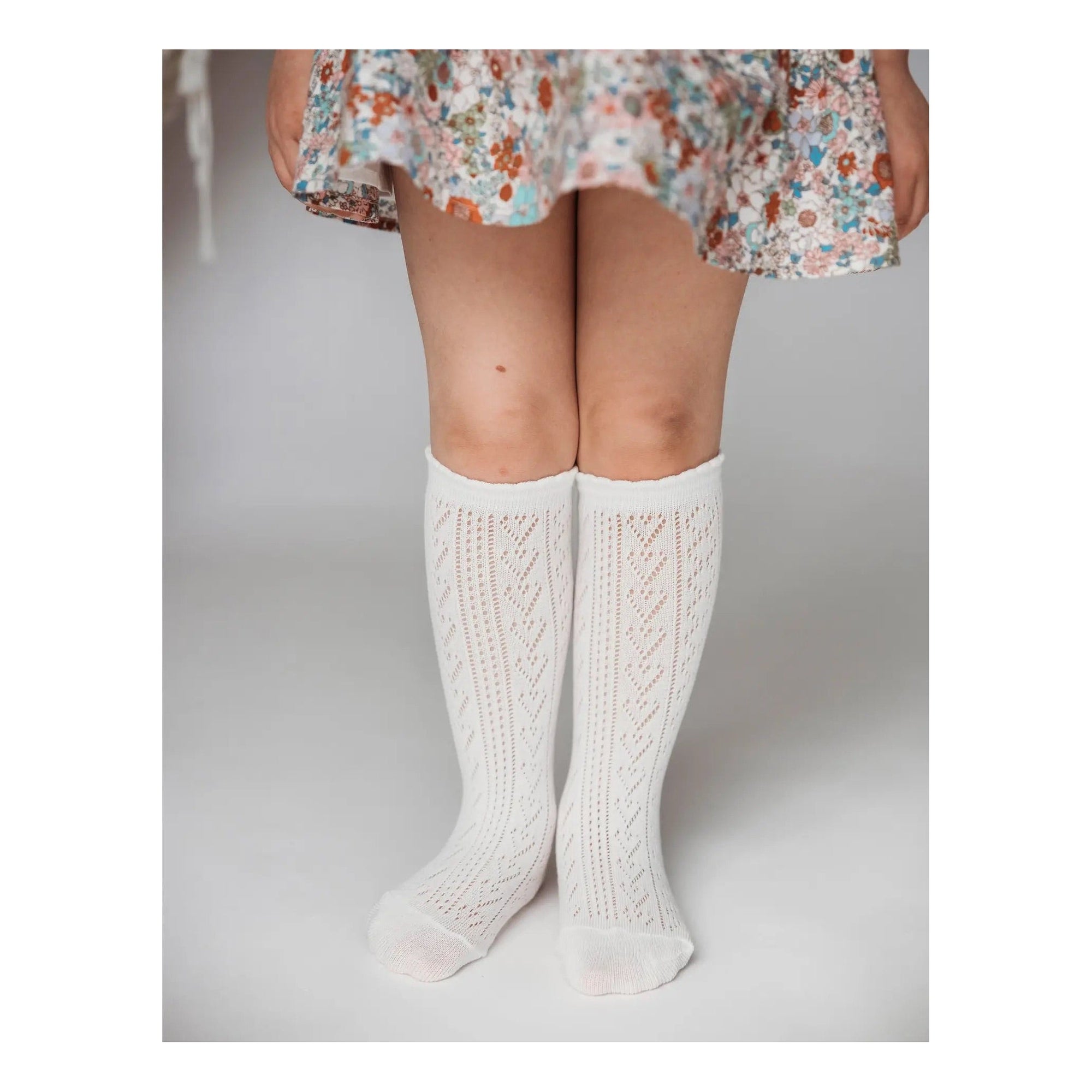 Sweet Love Pattern Mesh Knee Socks