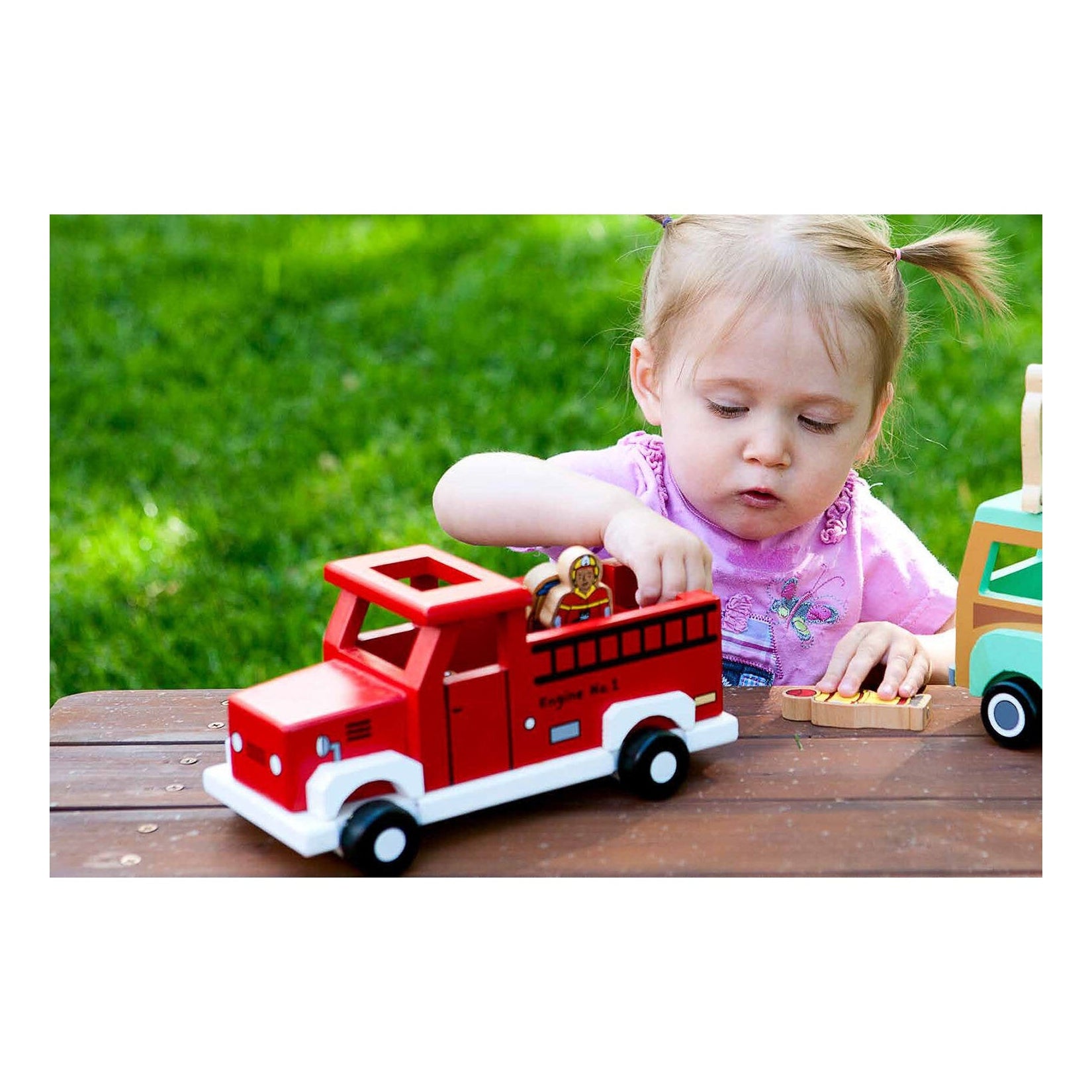 To The Rescue Magnetic Fire Truck